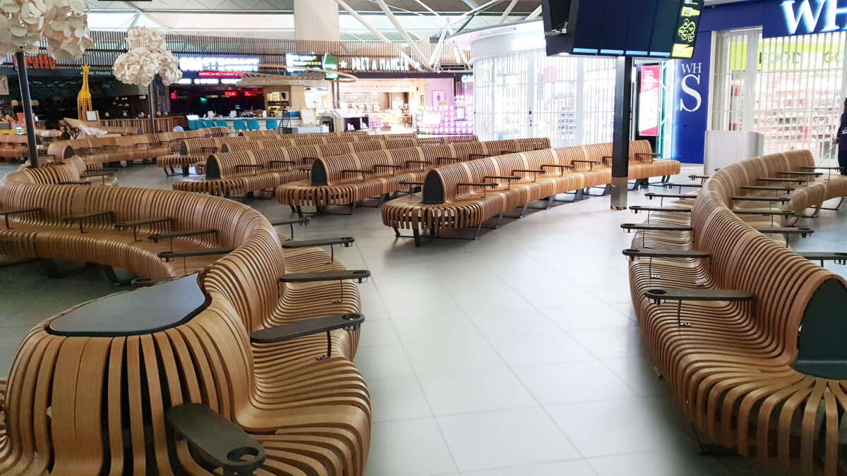 stansted-airport-infinity-seating-solutions